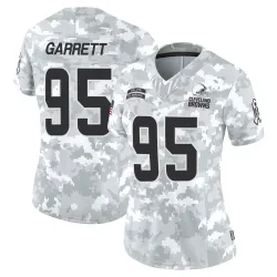 Cleveland Browns Women's Limited Arctic Camo 2024 Salute to Service Jersey (95 Myles Garrett)